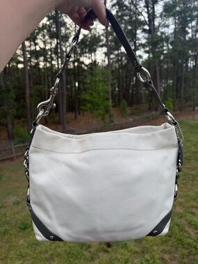 Coach Medium Carly Hobo Shoulder Bag